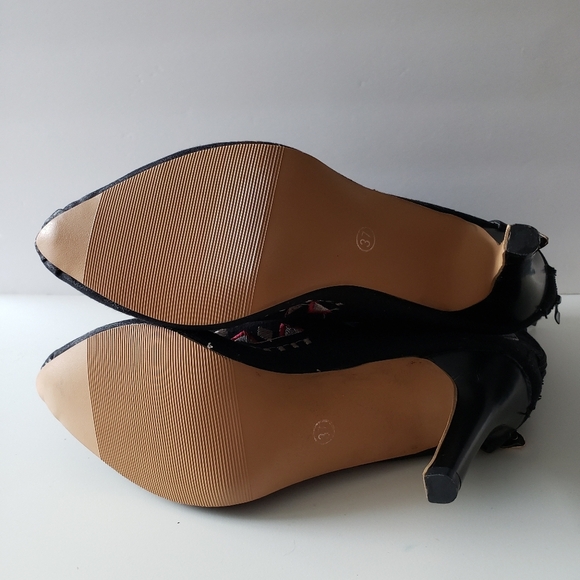 Boho Embroidered booties - Picture 7 of 8